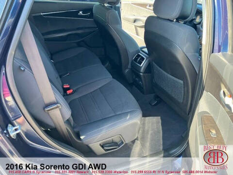 2016 Kia Sorento LX