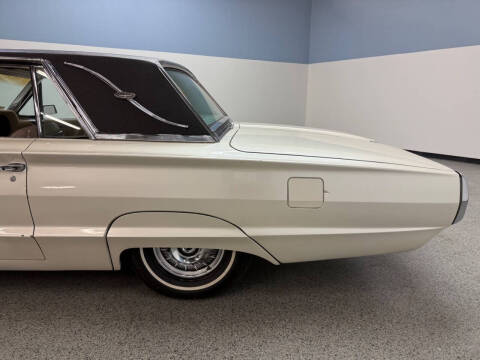 1964 Ford Thunderbird
