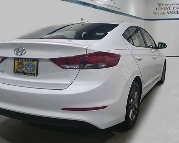 2017 Hyundai ELANTRA for sale at Saccucci's Of Schaumburg in Schaumburg, IL