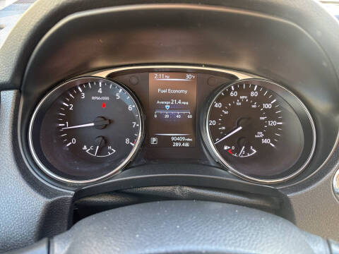 2015 Nissan Rogue SV