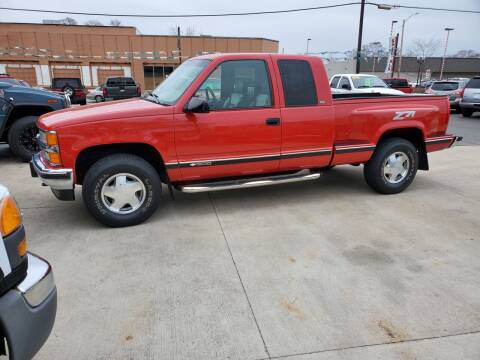 1997 Chevrolet C/K 1500 Series for sale at VILLAGE AUTO MART LLC in Portage IN