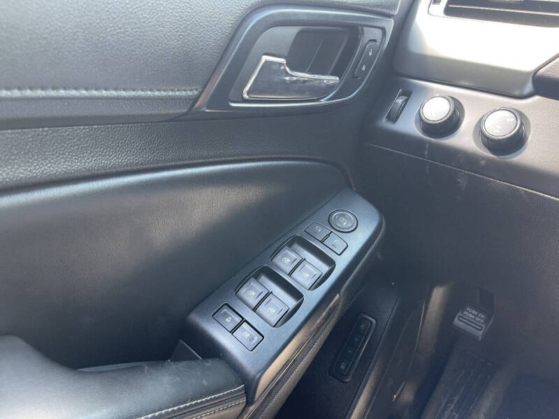 2015 Chevrolet Suburban LT