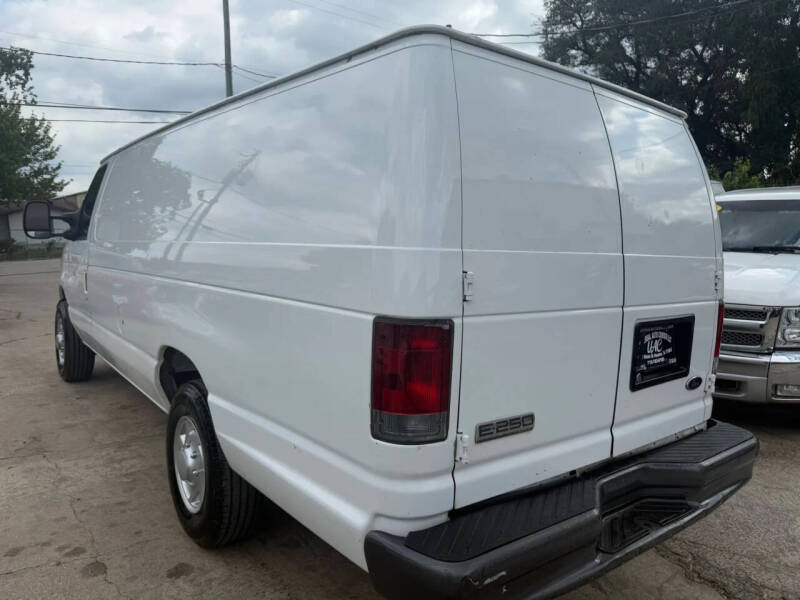 2007 Ford E-Series E-250