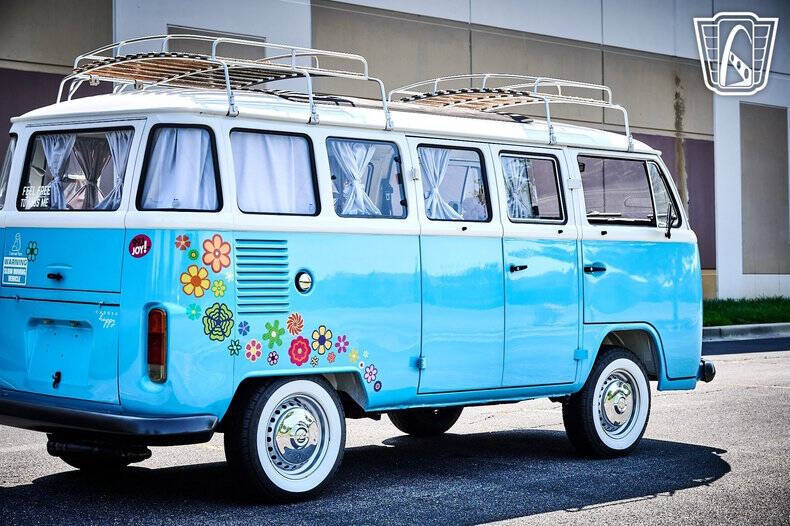 1990 Volkswagen Bus