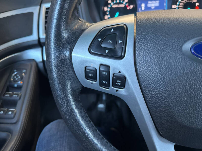 2011 Ford Explorer XLT