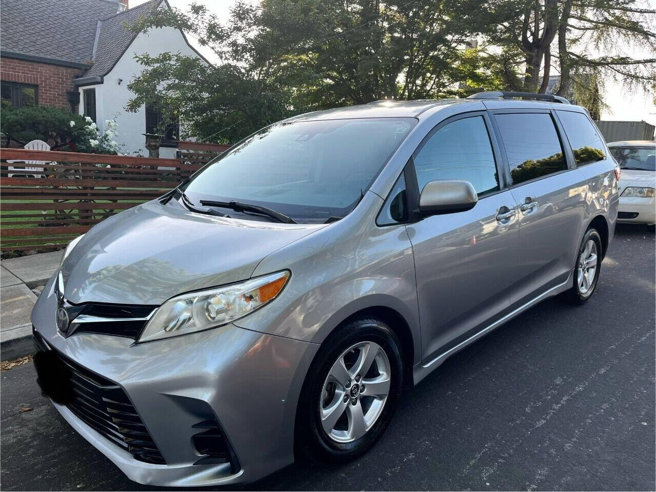 2018 Toyota Sienna for sale at Sorrento Auto Sales Inc in Hayward, CA