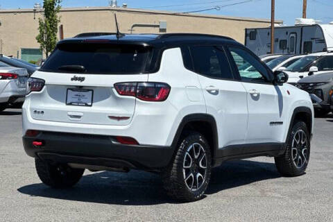 2025 Jeep Compass Trailhawk
