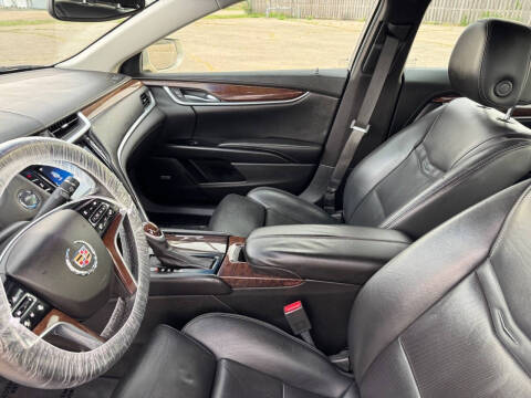 2013 Cadillac XTS Luxury Collection