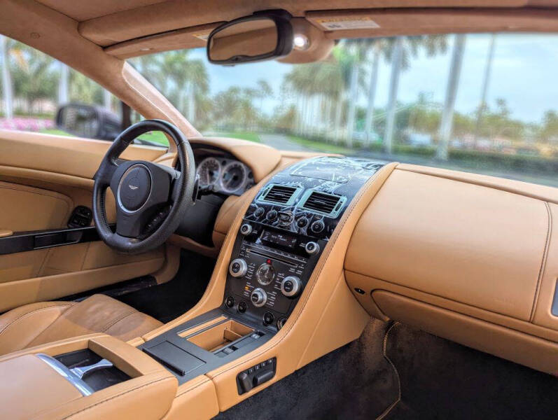 2009 Aston Martin V8 Vantage