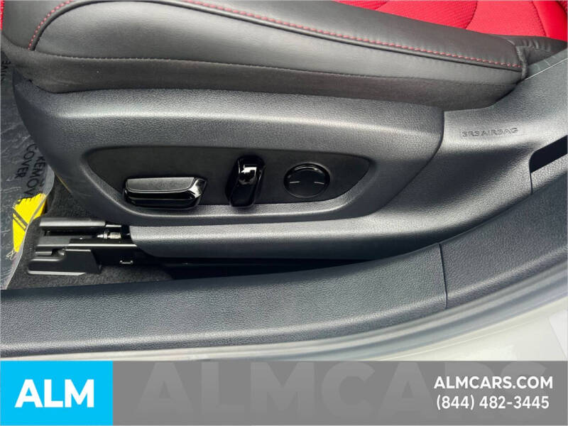 2025 Lexus ES 350 F SPORT Handling