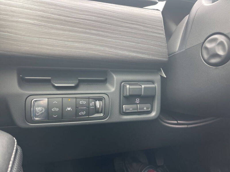 2024 GMC Sierra EV Denali Edition 1