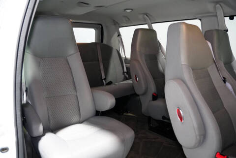 2014 Ford E-Series E-150 XLT