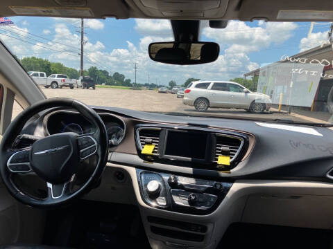 2019 Chrysler Pacifica Touring L