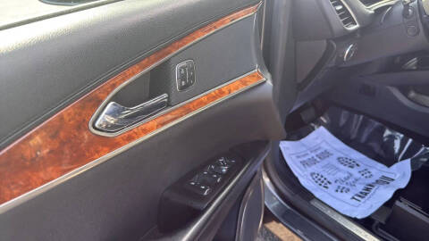 2019 Lincoln Nautilus Select