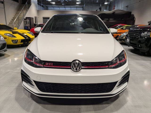 2019 Volkswagen Golf GTI SE