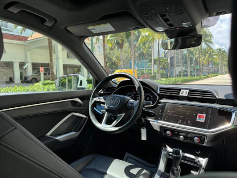 2025 Audi Q3 quattro S line Premium 45 TFSI