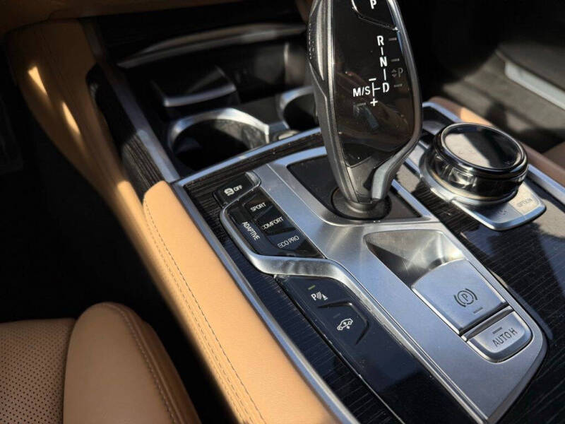 2018 BMW 7 Series 750i