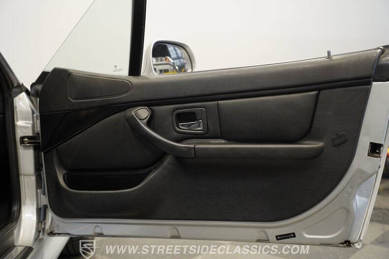 2001 BMW Z3 3.0i