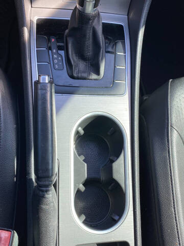 2014 Volkswagen Passat 1.8T SE