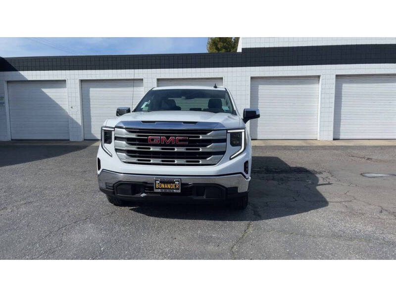 2025 GMC Sierra 1500 SLE