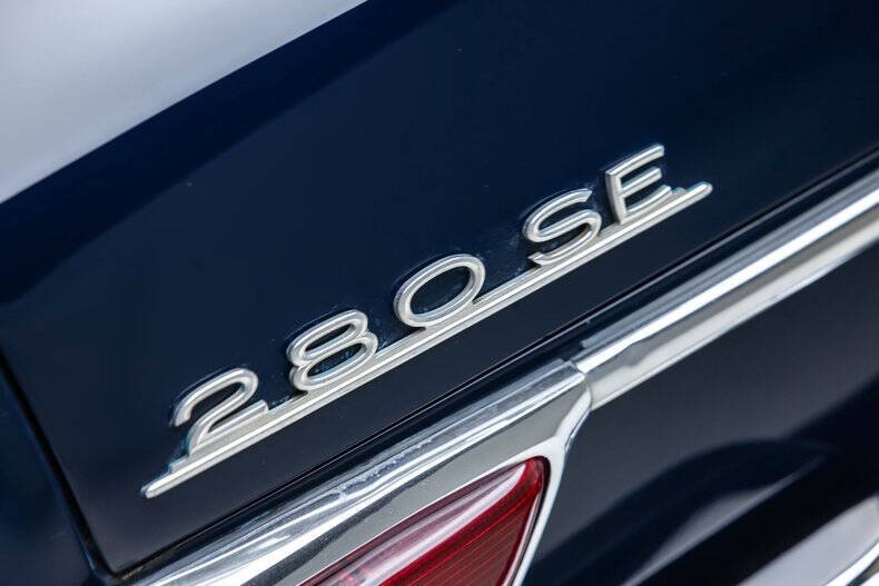 1969 Mercedes-Benz 280-Class