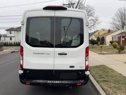 2020 Ford Transit 250