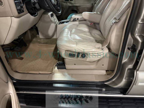 2002 Chevrolet Suburban