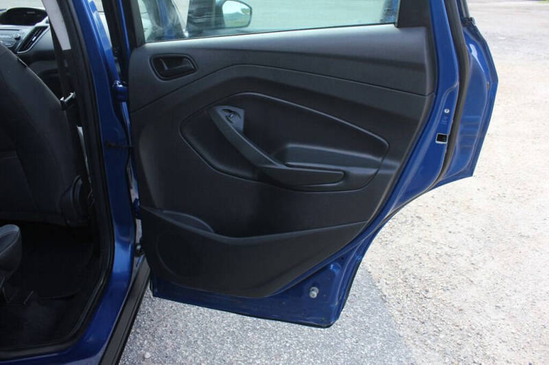 2017 Ford Escape S