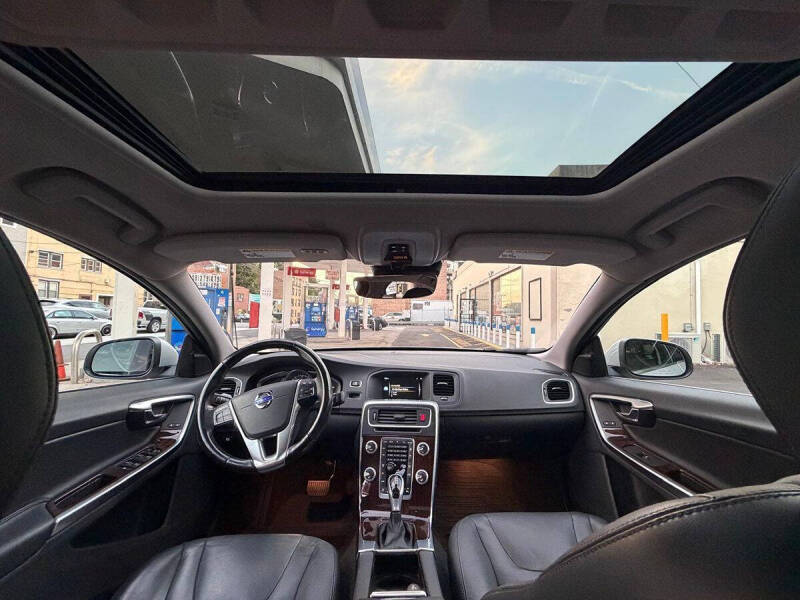 2016 Volvo S60 T5 Premier