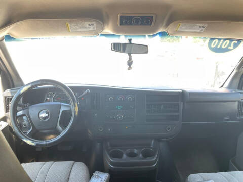 2010 Chevrolet Express LT 1500