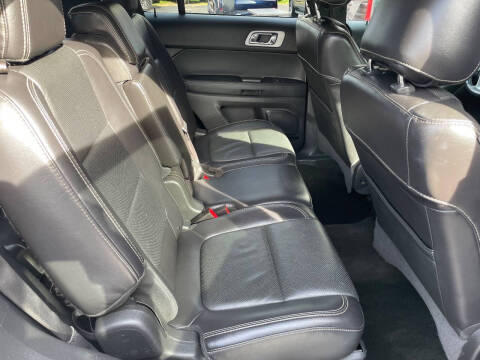 2014 Ford Explorer Sport