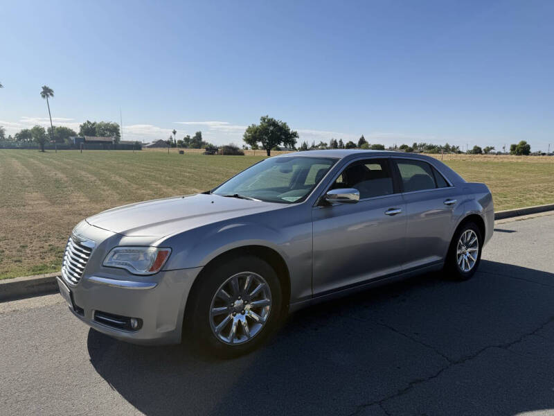 2014 Chrysler 300 C