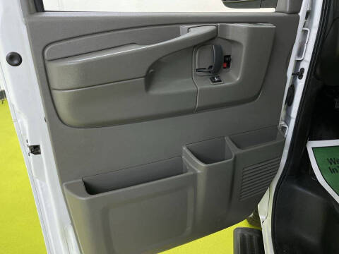 2015 Chevrolet Express LT 2500