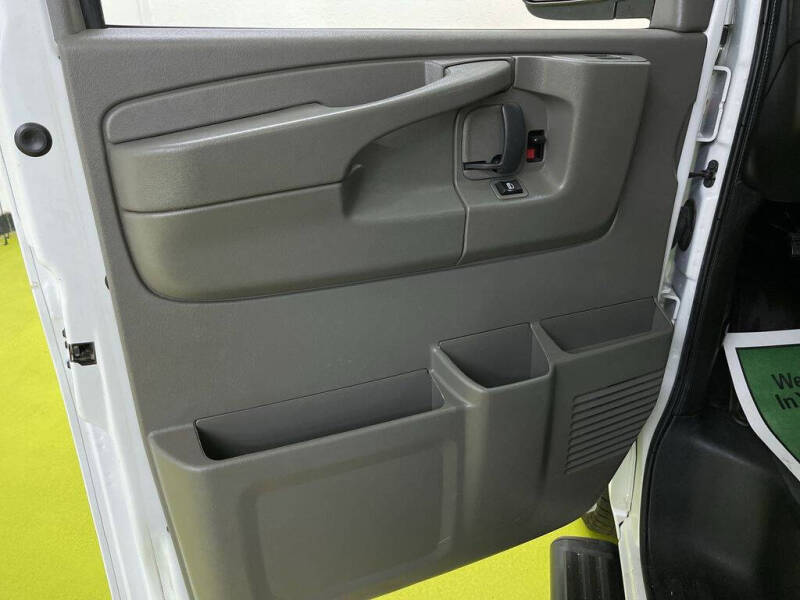 2015 Chevrolet Express LT 2500