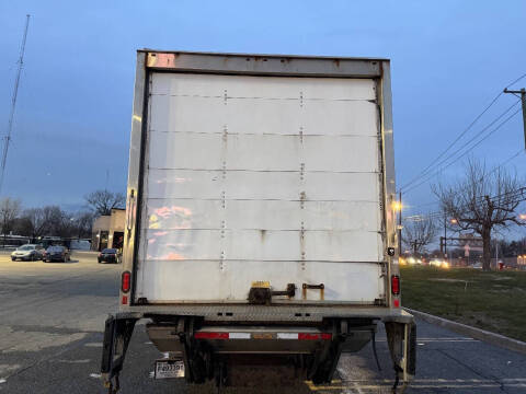 2019 Freightliner M2 106