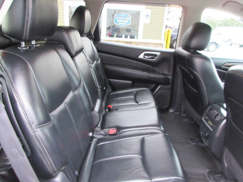 2015 Nissan Pathfinder SL