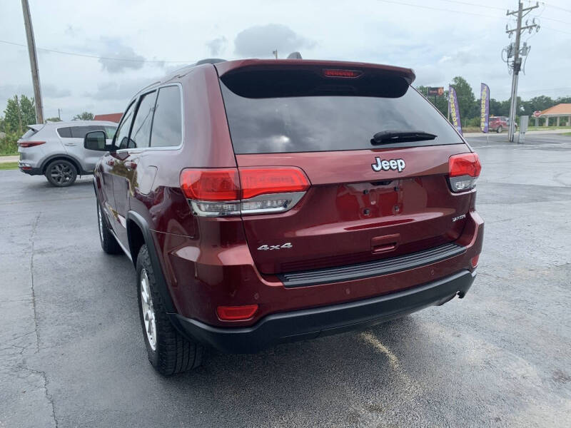 2019 Jeep Grand Cherokee Laredo