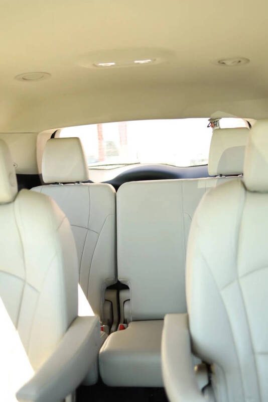 2018 Buick Enclave Essence