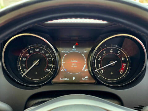 2016 Jaguar F-TYPE R