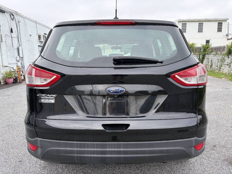 2014 Ford Escape S