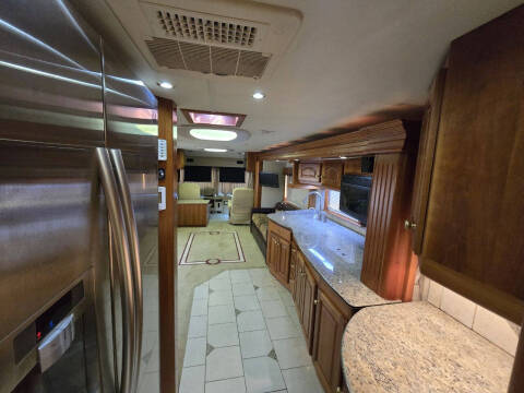 2004 Country Coach Magna