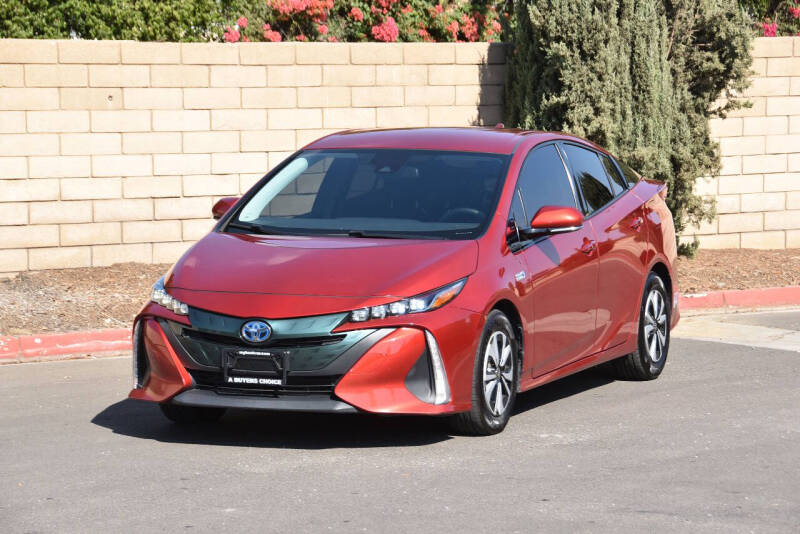 2019 Toyota Prius Prime Plus photo 9