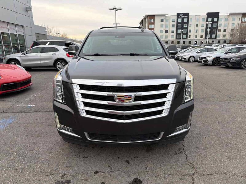 2018 Cadillac Escalade ESV Premium Luxury