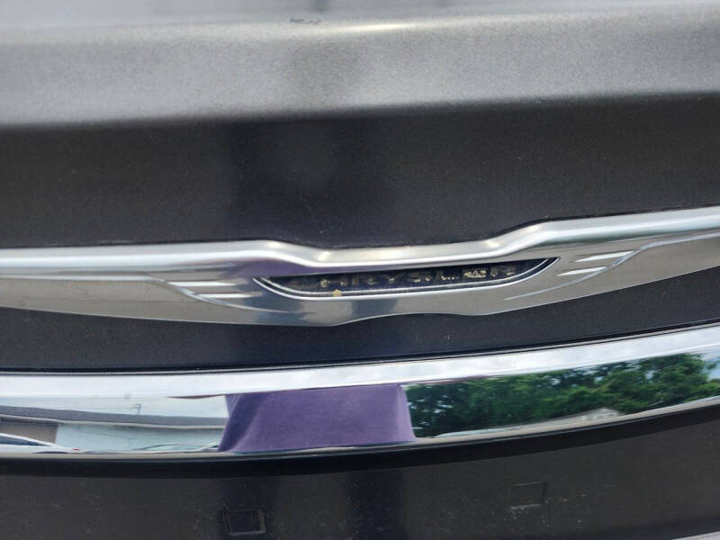 2012 Chrysler 200 LX