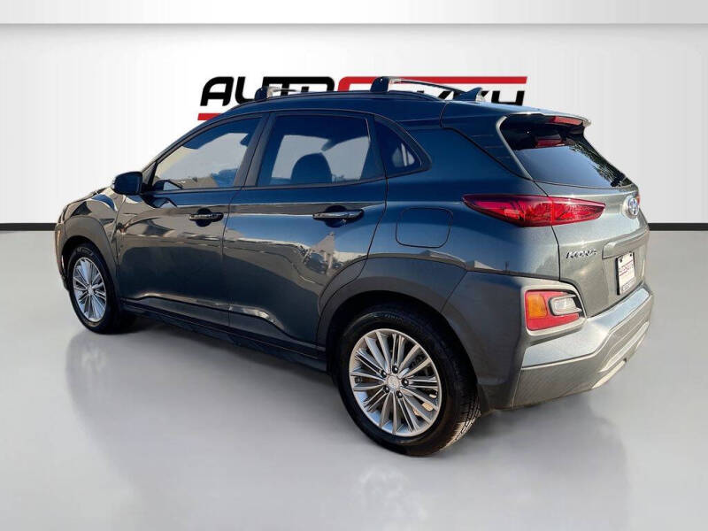 2021 Hyundai Kona SEL Plus