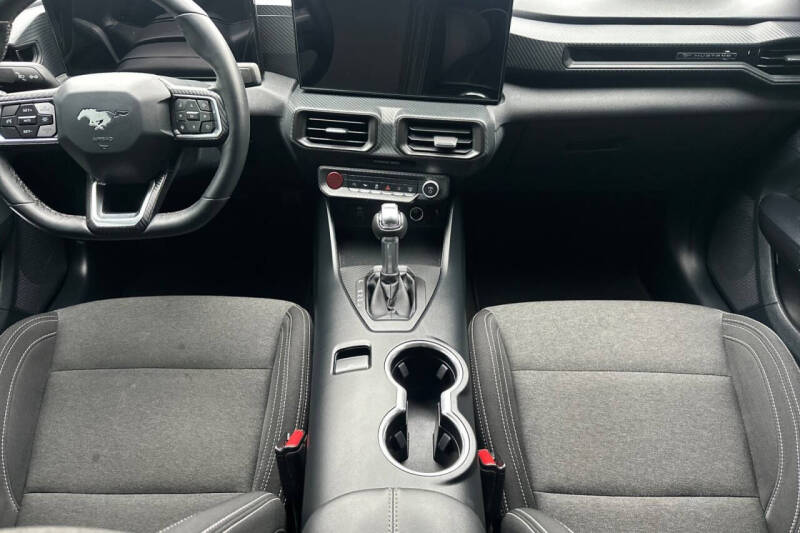 2024 Ford Mustang EcoBoost