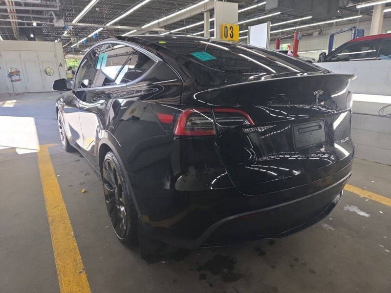 2023 Tesla Model Y Performance