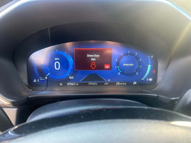 2022 Ford Escape Titanium