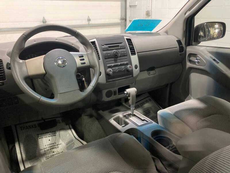 2009 Nissan Frontier SE V6