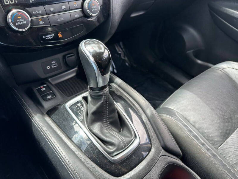 2018 Nissan Rogue SL